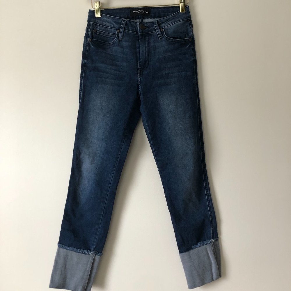 Just Black Denim, skinny jeans with a large cuff, size 26